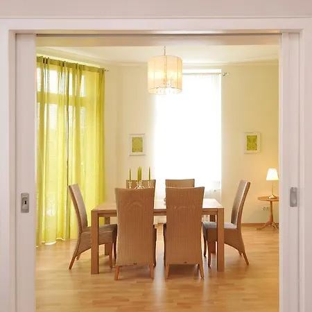 アールベッラ 3*